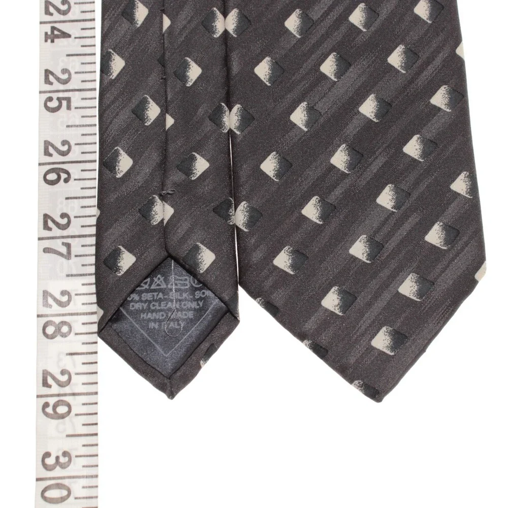 Brioni hello up